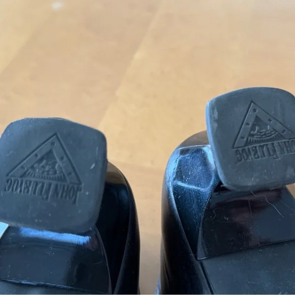 John Fluevog Black Leather Heels - Picture 8 of 9